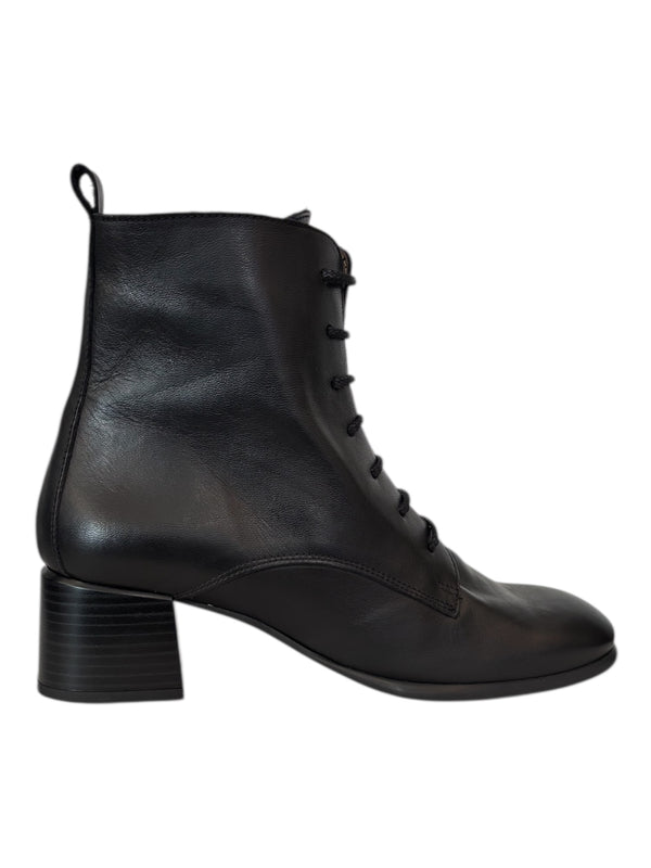 New Nordic Short Lace Boot - Soft Black